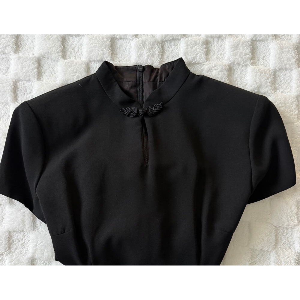 Virgo Women Black Mandarin Collar Frog Closure Sheath Dress Size 8 Made in USA